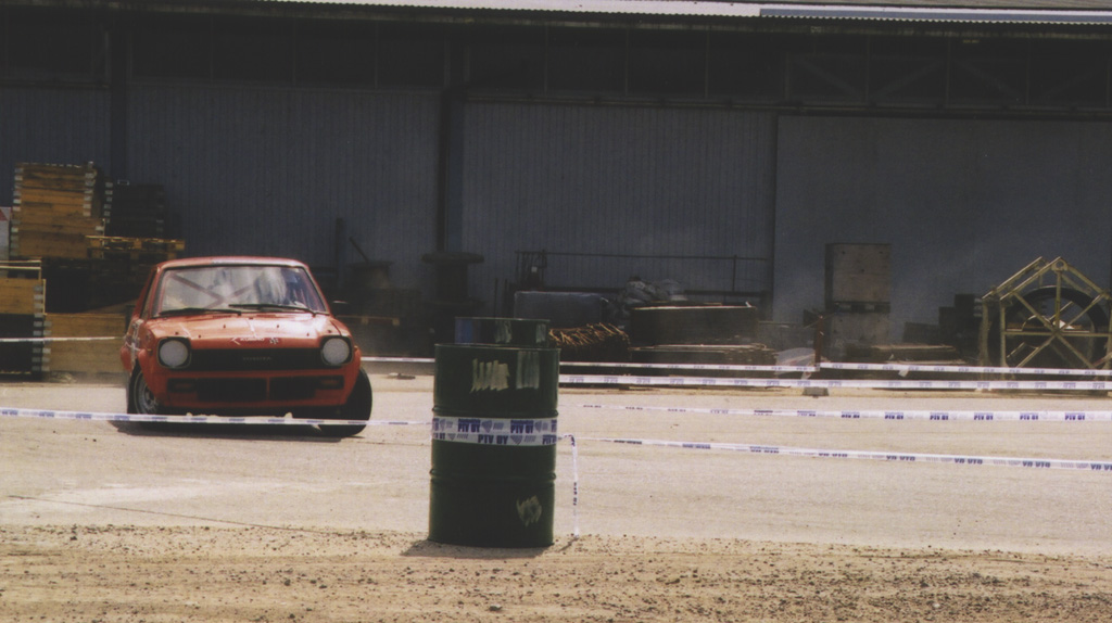 010.jpg